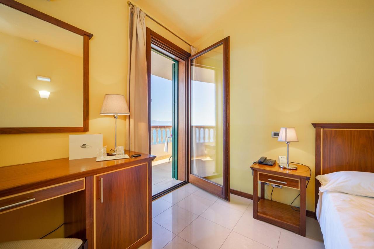 Hotel Santa Lucia Parghelia Exterior photo