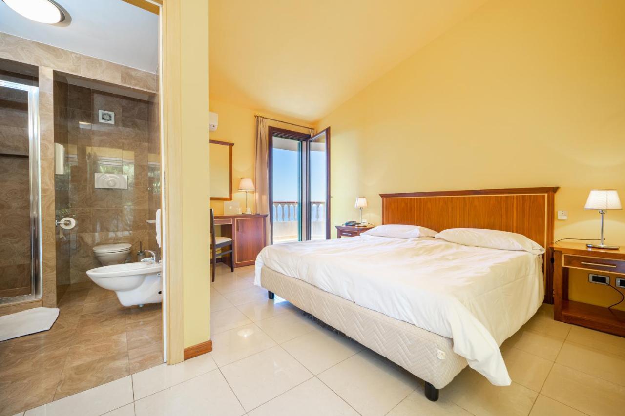Hotel Santa Lucia Parghelia Exterior photo