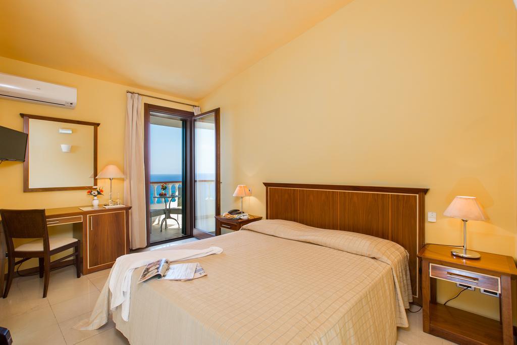 Hotel Santa Lucia Parghelia Exterior photo