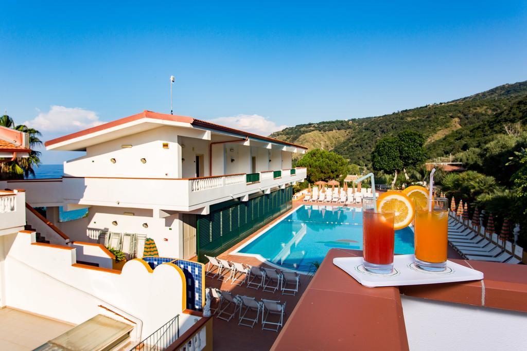 Hotel Santa Lucia Parghelia Exterior photo