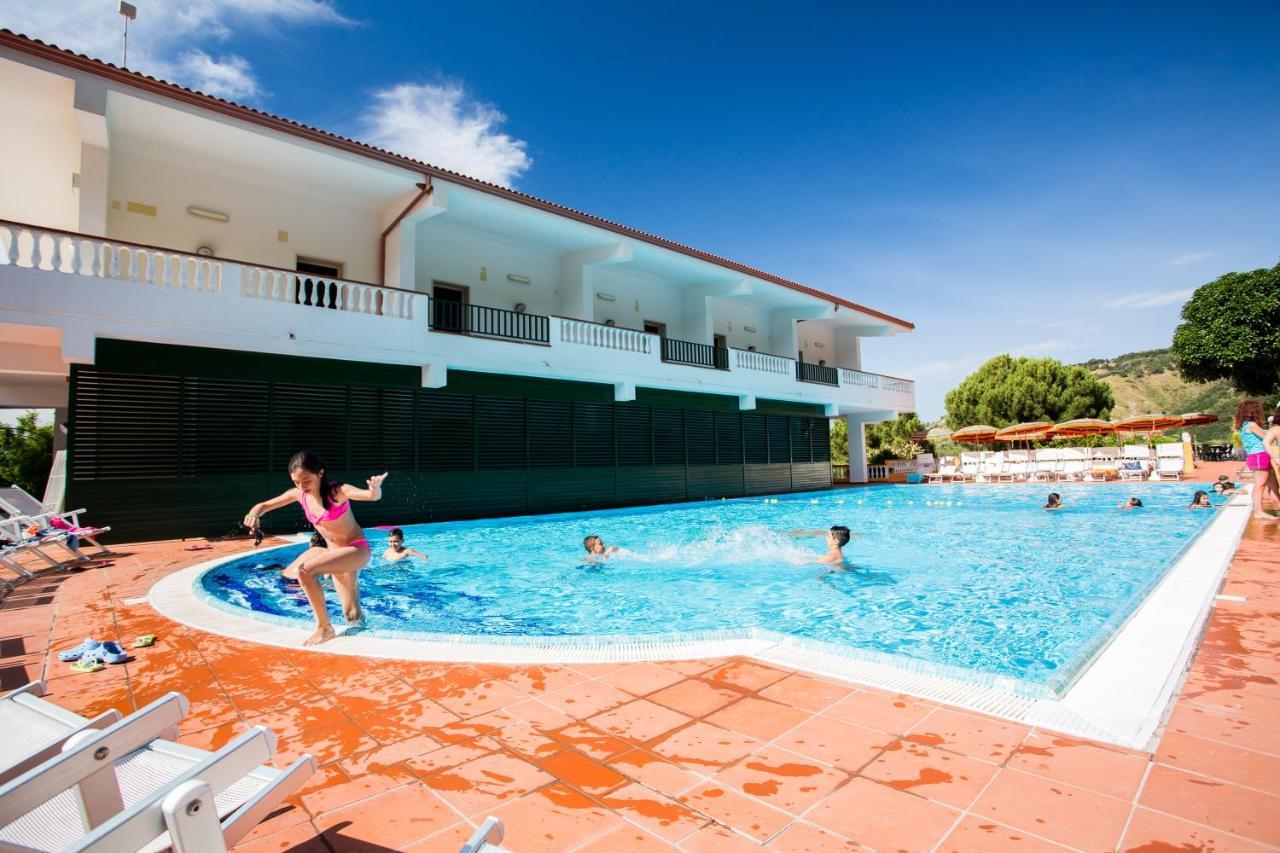 Hotel Santa Lucia Parghelia Exterior photo